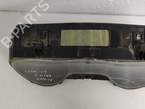 Instrument cluster SEAT LEON (1P1)  | BP20597266C47 