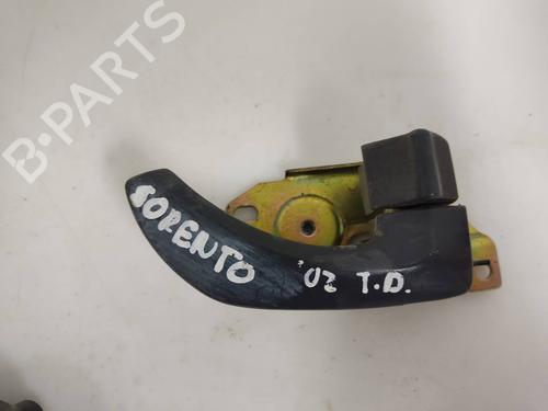 Used Rear right interior door handle KIA SORENTO I (JC) [2002-2011]  19568156