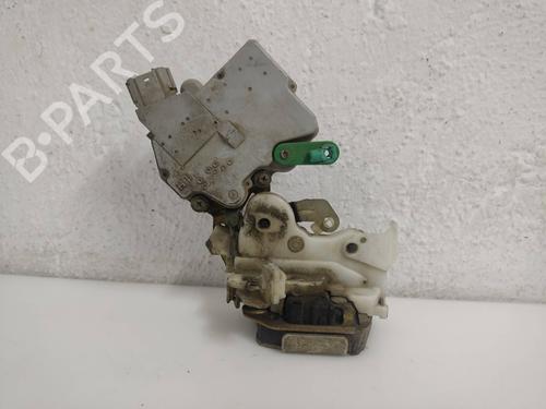 Used Rear left lock NISSAN TERRANO II (R20) [1992-2007]  19568247