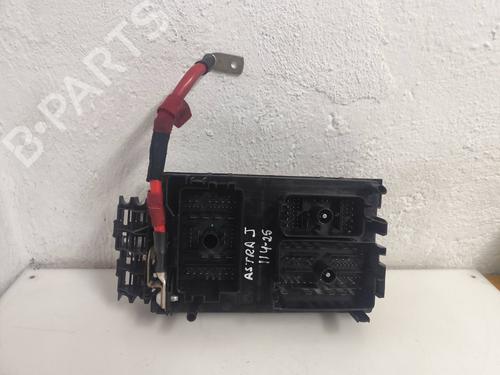 Used Fuse box OPEL ASTRA J (P10) [2009-2016]  29399460