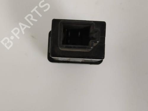Switch KIA SPORTAGE II (JE_, KM_)  | BP19568465I30 