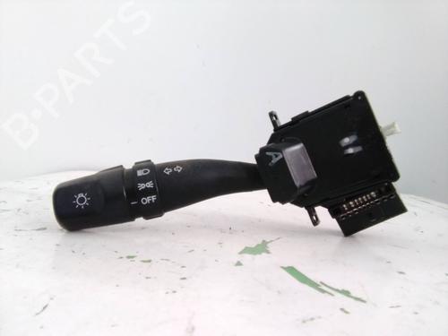 Used Headlight switch HYUNDAI ACCENT I (X-3) 1.3 i 12V (84 hp) 19558953