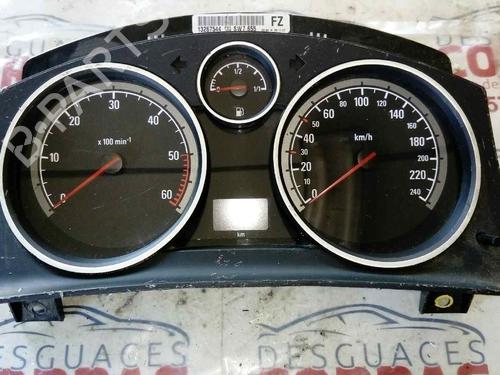 Used Instrument cluster OPEL ASTRA H (A04) [2004-2014]  19552516