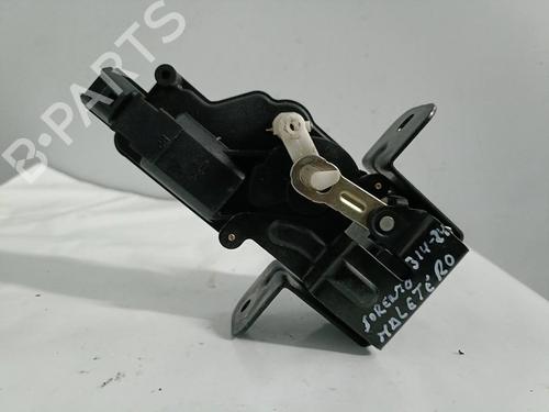 Tailgate lock KIA SORENTO I (JC)  | BP25747540C101 
