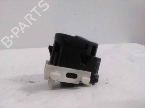 Used Right rear window switch MERCEDES-BENZ C-CLASS (W203) C 200 Kompressor (203.042) (163 hp) 19660790