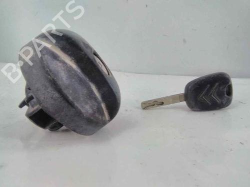 Używane Klapa wlewu paliwa CITROËN C3 I (FC_, FN_) 1.1 i (60 hp) 19564018