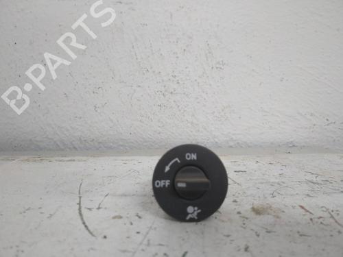 Used Switch RENAULT CLIO III (BR0/1, CR0/1) [2005-2014]  19557208