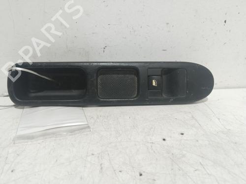 Used Right front window switch Right front window switch PEUGEOT 307 SW (3H) 1.6 16V (109 hp) 20311368 20311368