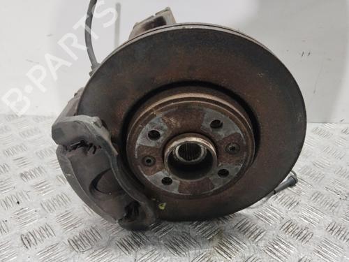 Used Left front steering knuckle RENAULT MEGANE II (BM0/1_, CM0/1_) [2001-2012]  22716281