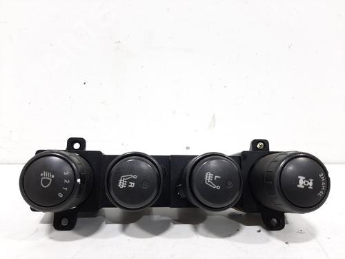 Interruttore Interruttore SSANGYONG ACTYON I 2.0 Xdi (141 hp) 7712139 7712139