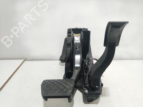Used Break pedal VW GOLF VII Variant (BA5, BV5) 1.6 TDI (105 hp) 25790429