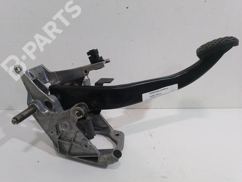 Pedal freno BMW 1 (E81) 118 i (143 hp) 10163147