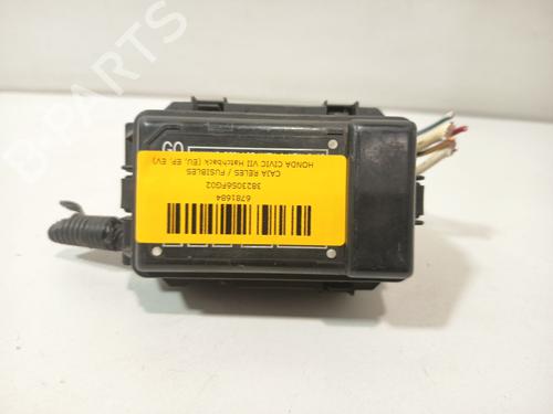 Used Fuse box Fuse box HONDA CIVIC VII Hatchback (EU, EP, EV) 1.7 CTDi (EP4, EU9) (100 hp) 33831844 33831844