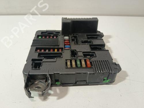 Used Fuse box Fuse box 38264950 38264950