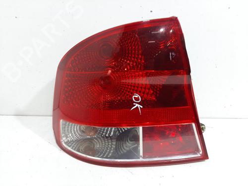 Used Left taillight DAEWOO KALOS (KLAS) 1.4 (83 hp) 15654738