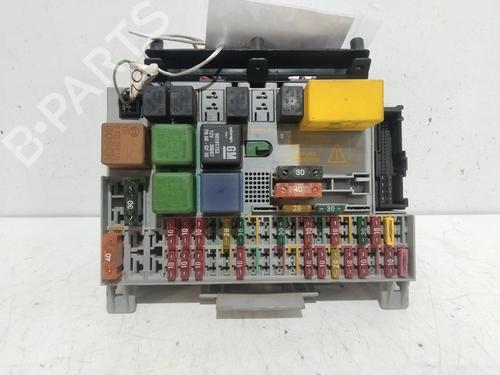 Used Fuse box OPEL VECTRA B (J96) 2.0 i 16V (F19) (136 hp) 20678401