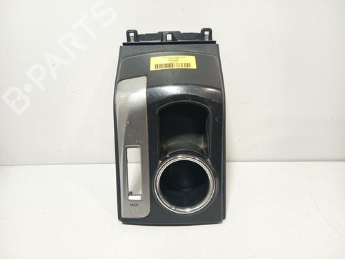 Used Cup/Object holder Cup/Object holder TOYOTA PRIUS PLUS (_W4_) 1.8 Hybrid (ZVW40W, ZVW41W) (136 hp) 39951068 39951068