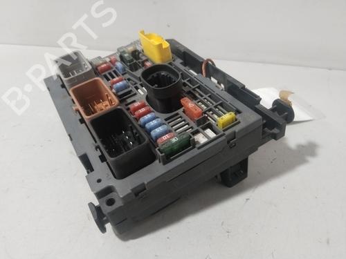 Fuse box PEUGEOT 308 I (4A_, 4C_) 1.6 HDi | BP31310018E1