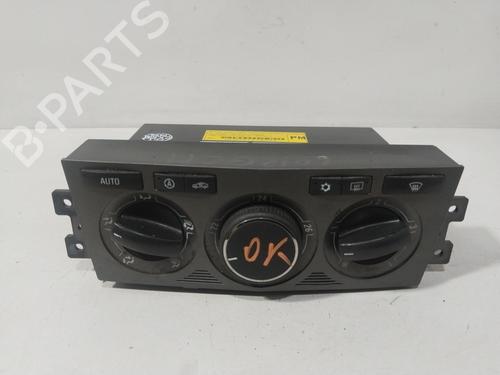AC Styreenhet / Manøvreringsenhet OPEL ANTARA A (L07) 2.0 CDTI 4x4 (150 hp) 29617503