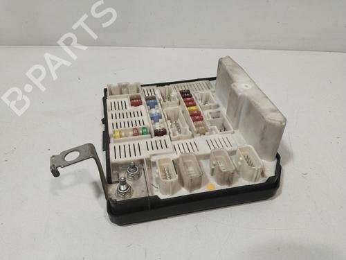 Fuse box RENAULT SCÉNIC II (JM0/1_) 1.9 dCi (JM14) | BP32110151E1 - Image 2