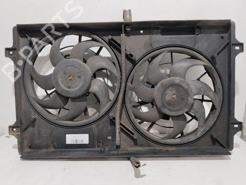Used Radiator fan SEAT ALHAMBRA (7V8, 7V9) 2.0 i (115 hp) 18712759