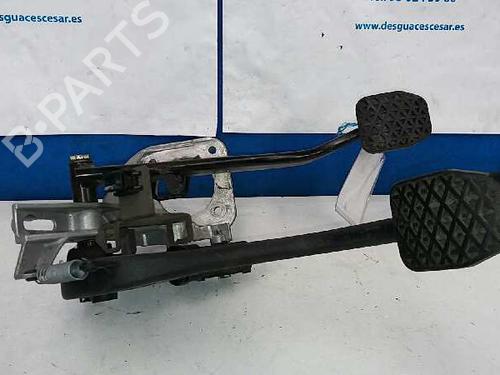 Break pedal BMW 3 (E46) 320 d (150 hp) PEDAL | EMBRAGUE | Y | FRENO | COMPLETO