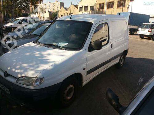 Front left lock PEUGEOT PARTNER Box Body/MPV (5_, G_)  | BP5200395C98 