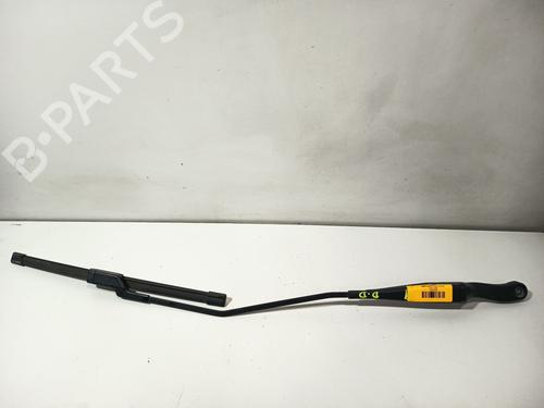Used Front windshield wiper arm Front windshield wiper arm OPEL COMBO Box Body/MPV (X12) 1.3 CDTI (B05) (90 hp) 36132771 36132771