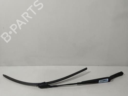Used Front windshield wiper arm OPEL ASTRA J (P10) [2009-2016]  28730820