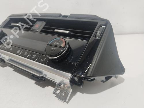 Climate control NISSAN X-TRAIL III (T32_, T32R, T32RR) 1.3 DIG-T | BP29138443I5 