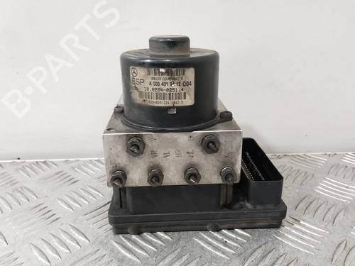 Used ABS pump ABS pump MERCEDES-BENZ C-CLASS Coupe (CL203) C 220 CDI (203.706) (143 hp) 40228428 40228428