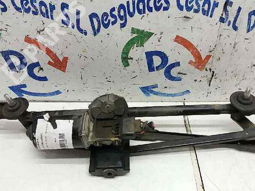 Used Front wiper motor HYUNDAI TUCSON (JM) 2.0 CRDi All-wheel Drive (113 hp) 5189816