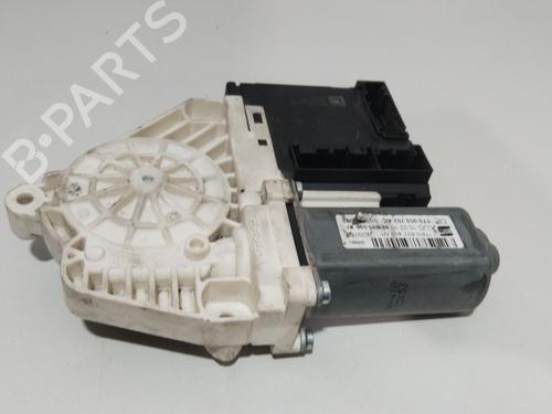 Rudehejsemotor forskærm højre SEAT LEON (1P1) [2005-2013]  27324479