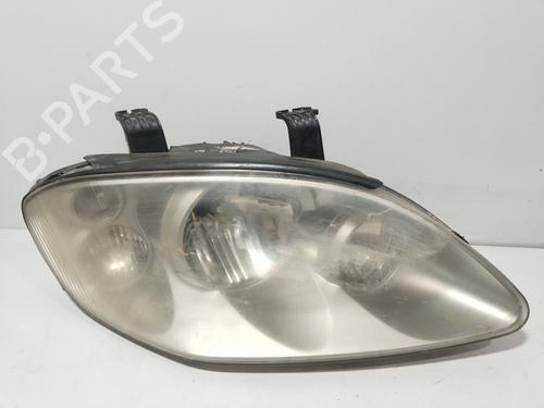 right-headlight-ssangyong-rodius-i-2005-37265928 main image