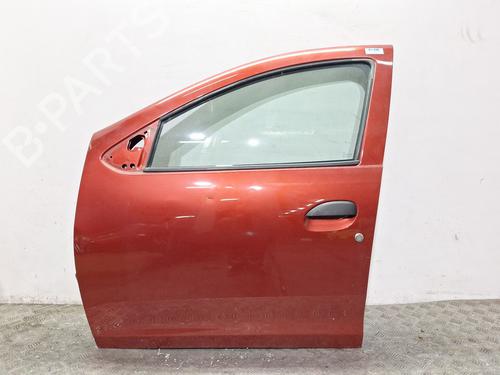 Dør venstre foran DACIA SANDERO II 1.5 dCi 75 / Blue dCi 75 (B8JW, B8M4, B8AH, B8M7, B8M6) (75 hp) 30458573