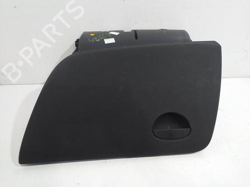 Used Glove box Glove box SEAT TOLEDO III (5P2) [2004-2009] 15939214 15939214