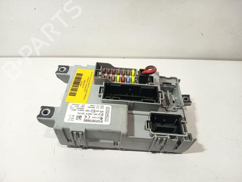 Used Fuse box Fuse box 36646982 36646982