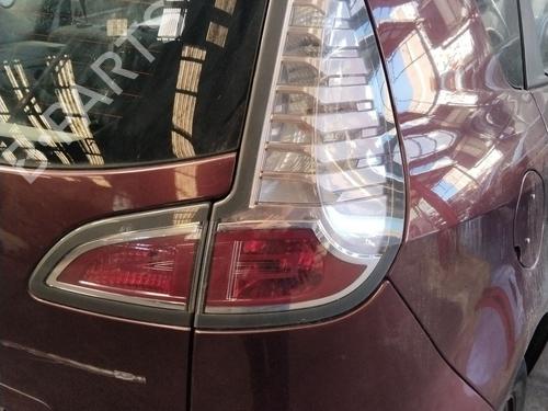 Used Right taillight Right taillight RENAULT SCÉNIC III (JZ0/1_) 1.2 TCe (JZ16) (132 hp) 33995211 33995211