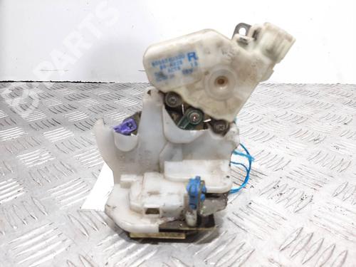 Rear right lock NISSAN X-TRAIL I (T30) 2.2 Di 4x4 BP6975404C99