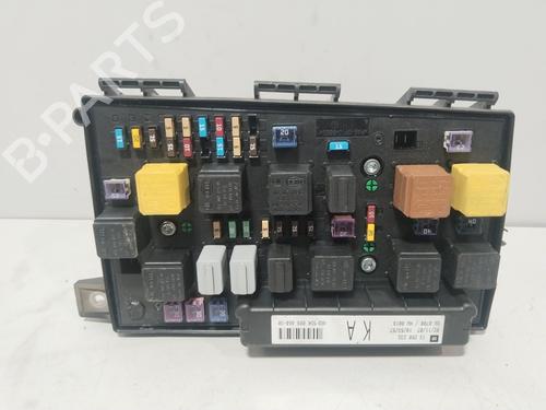 Used Fuse box Fuse box 36914971 36914971