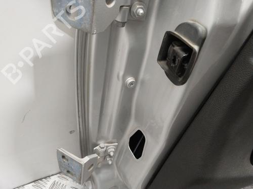 Right front door BMW X3 (E83)  | BP16672943C3 