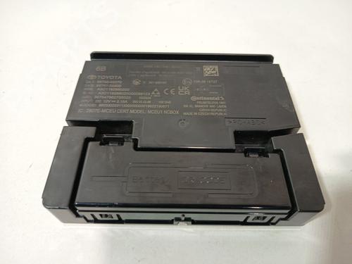 Used Electronic module Electronic module TOYOTA COROLLA Estate (_E21_) 1.8 Hybrid (ZWE211) (98 hp) 33977067 33977067