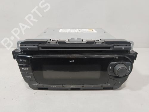 Used Radio SEAT ALTEA (5P1) 1.9 TDI (105 hp) 32374936