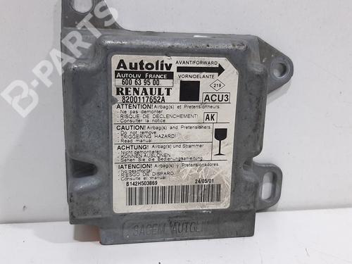 Used ECU airbags RENAULT SCÉNIC I MPV (JA0/1_, FA0_) 1.6 16V (116 hp) 8297494