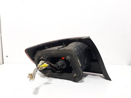 Right taillight HYUNDAI ELANTRA III Saloon (XD) 2.0 CRDi | BP6826675C35 