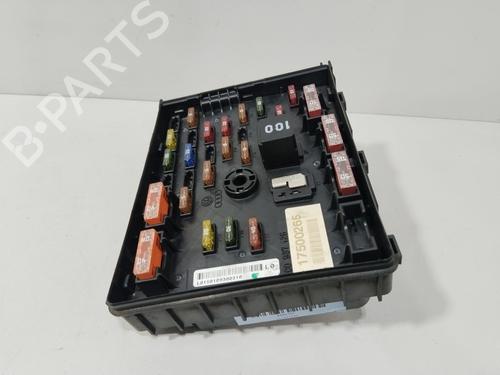 Zekeringkast VW PASSAT B6 (3C2) 2.0 TDI (110 hp) 28569596