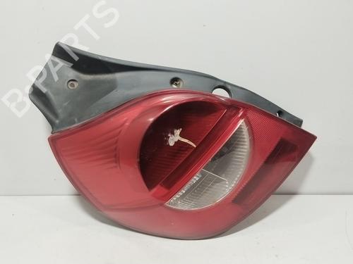 left-taillight-renault-clio-iii-br01-cr01-2005-2006-2007-2008-2009-2010-2011-2012-2013-2014-38752296 main image