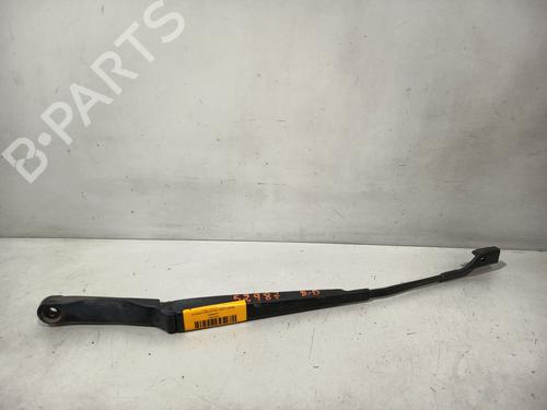 front-windshield-wiper-arm-opel-astra-j-p10-2009-2010-2011-2012-2013-2014-2015-2016-32322498 main image