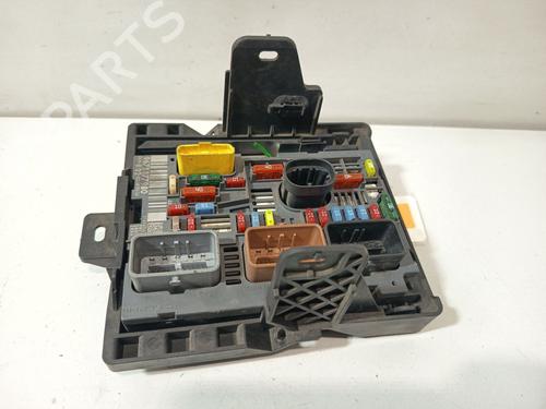 Used Fuse box Fuse box CITROËN C5 III (RD_) 3.0 HDi 240 (RDX8CA) (241 hp) 35752212 35752212