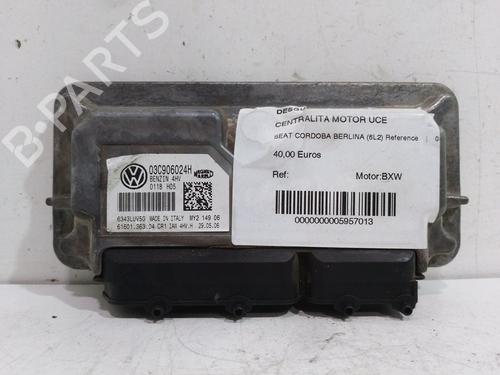 Used Engine control unit (ECU) Engine control unit (ECU) SEAT CORDOBA (6L2) [2002-2009] 15762570 15762570